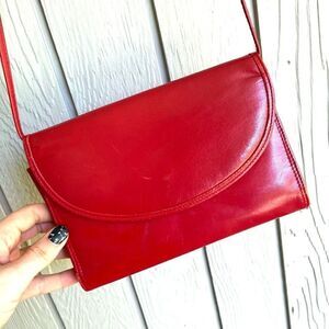Saks Fifth Avenue Vintage 80s Bright Red Crossbody Envelope Bag Purse